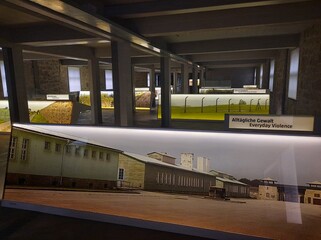 V&yacute;stava v Mauthausenu