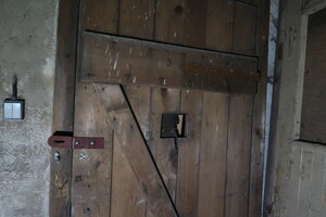 nálezy ve sklepení pod komandaturou SS