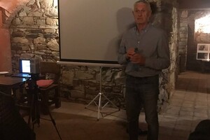 Vernisáž fotografií ze sklepa