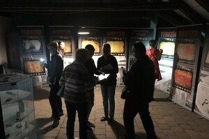 Vernisáž fotografií ze sklepa