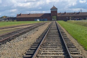 prohlídky Osvětimi pro školy