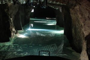 tajná nacistická podzemní továrna