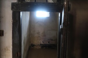 samotky ženského dvora