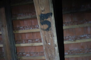 půda podmokelské kasárny