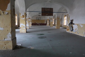 půda podmokelské kasárny