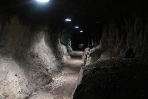 podzemní továrna Osowka